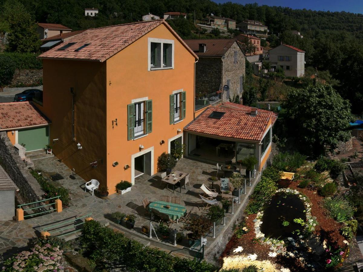 Le Venaco Couette-café Venaco (Corsica)